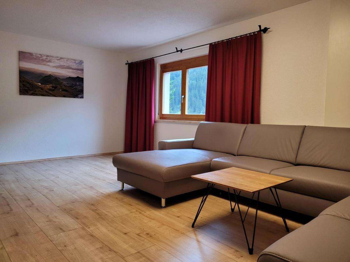 Alpenglueck Montafon Apartment Sankt Gallenkirch Bagian luar foto