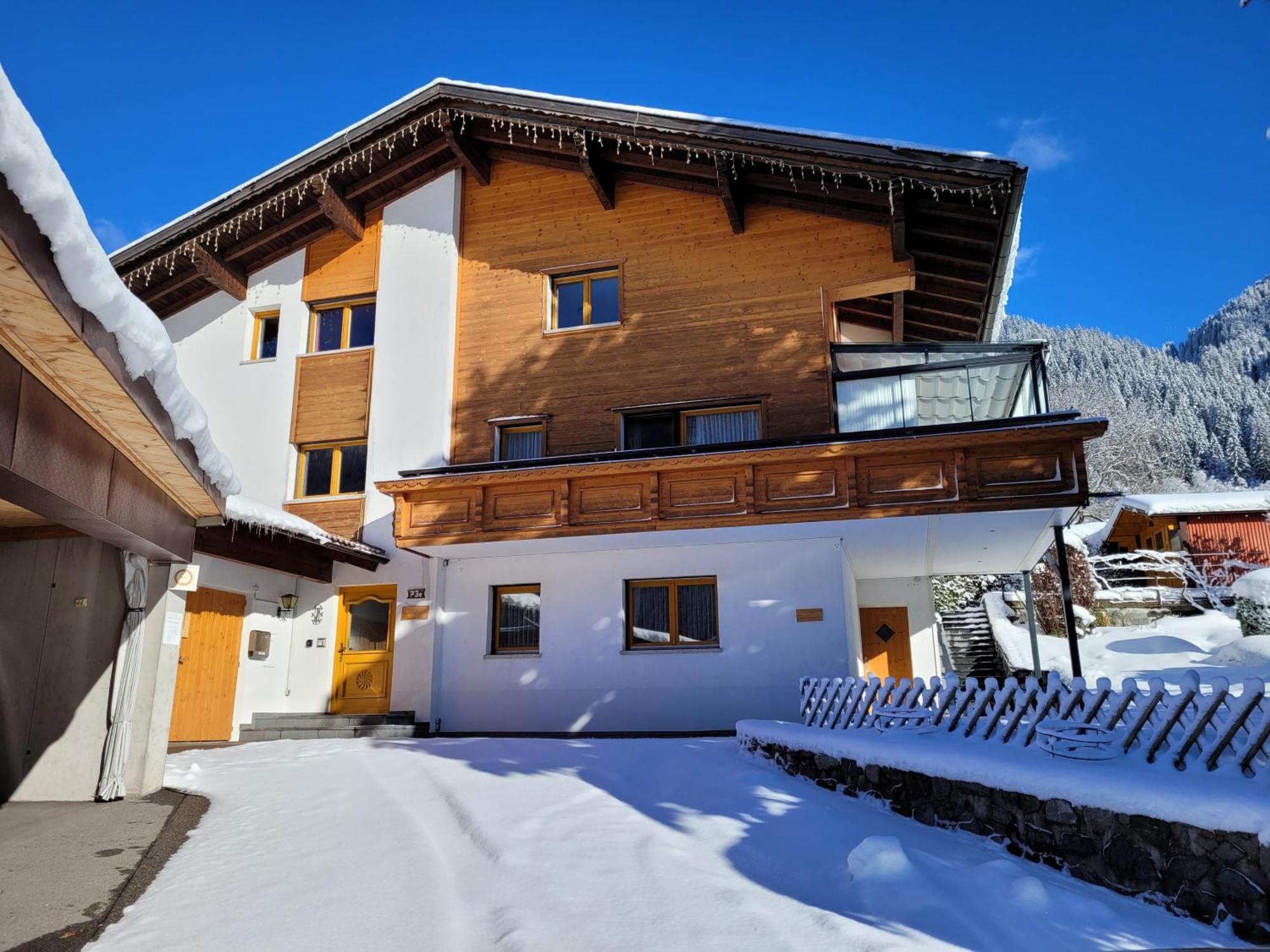 Alpenglueck Montafon Apartment Sankt Gallenkirch Bagian luar foto